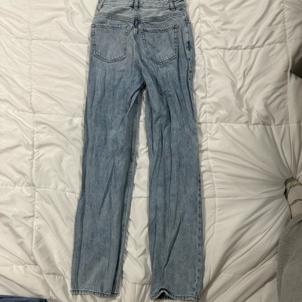 Light Indigo Ripped '90s Boyfriend Jeans - Picture 7 of 7